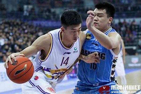 篮球赛事cba